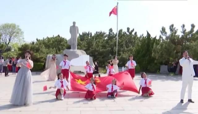 追女生一般都聊些什么，有什么技巧吗？